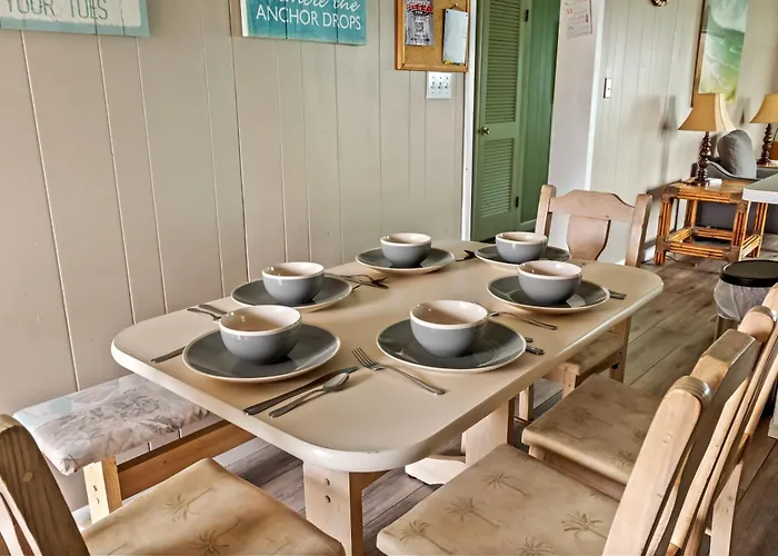 Holiday home Bayside 2-bedroom On 53rd Street Perfect For A Coastal Escape In Ocean *